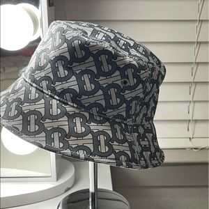 Burberry Gray Bucket Hat
